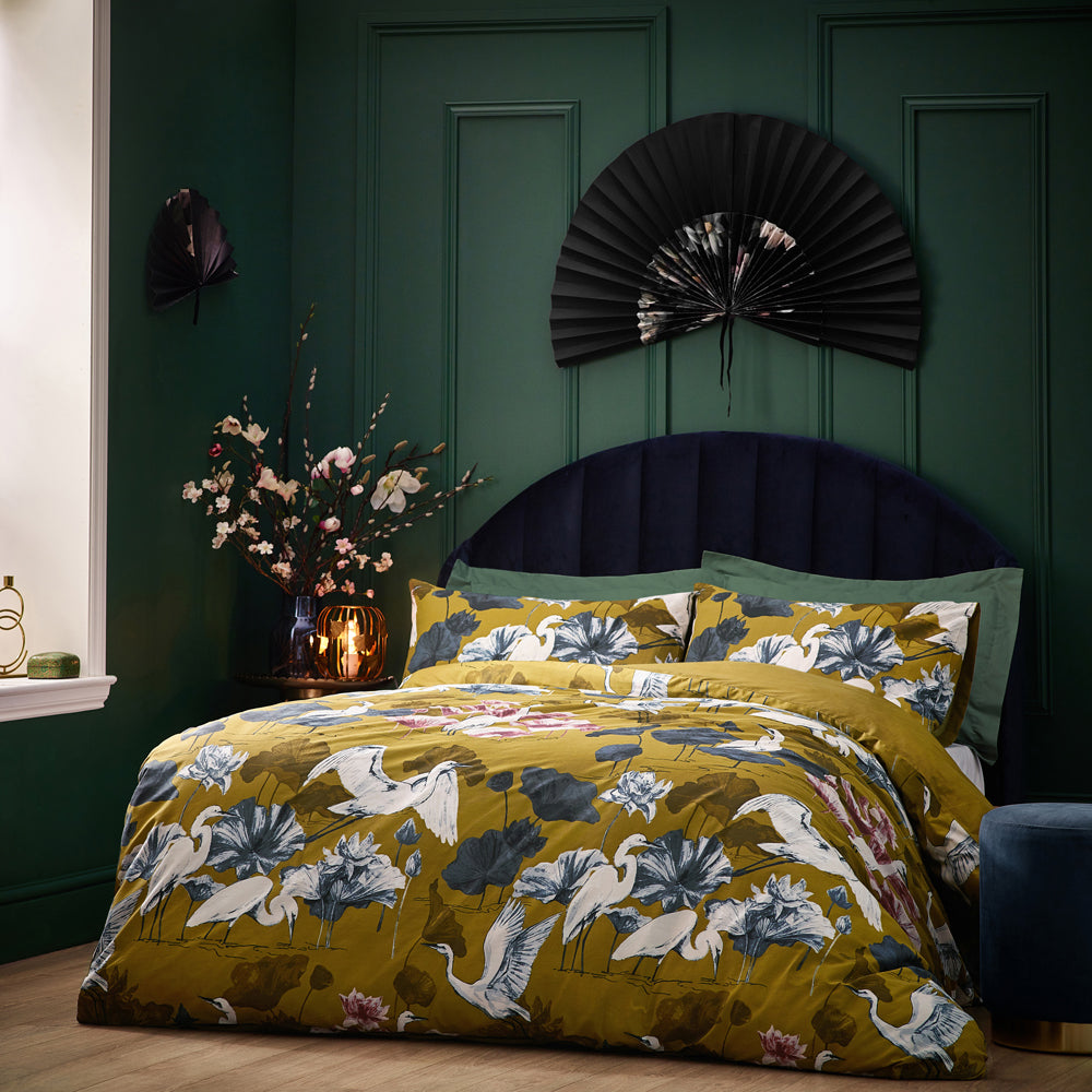 Kushiro Crane Reversible Duvet Cover Set in Olive