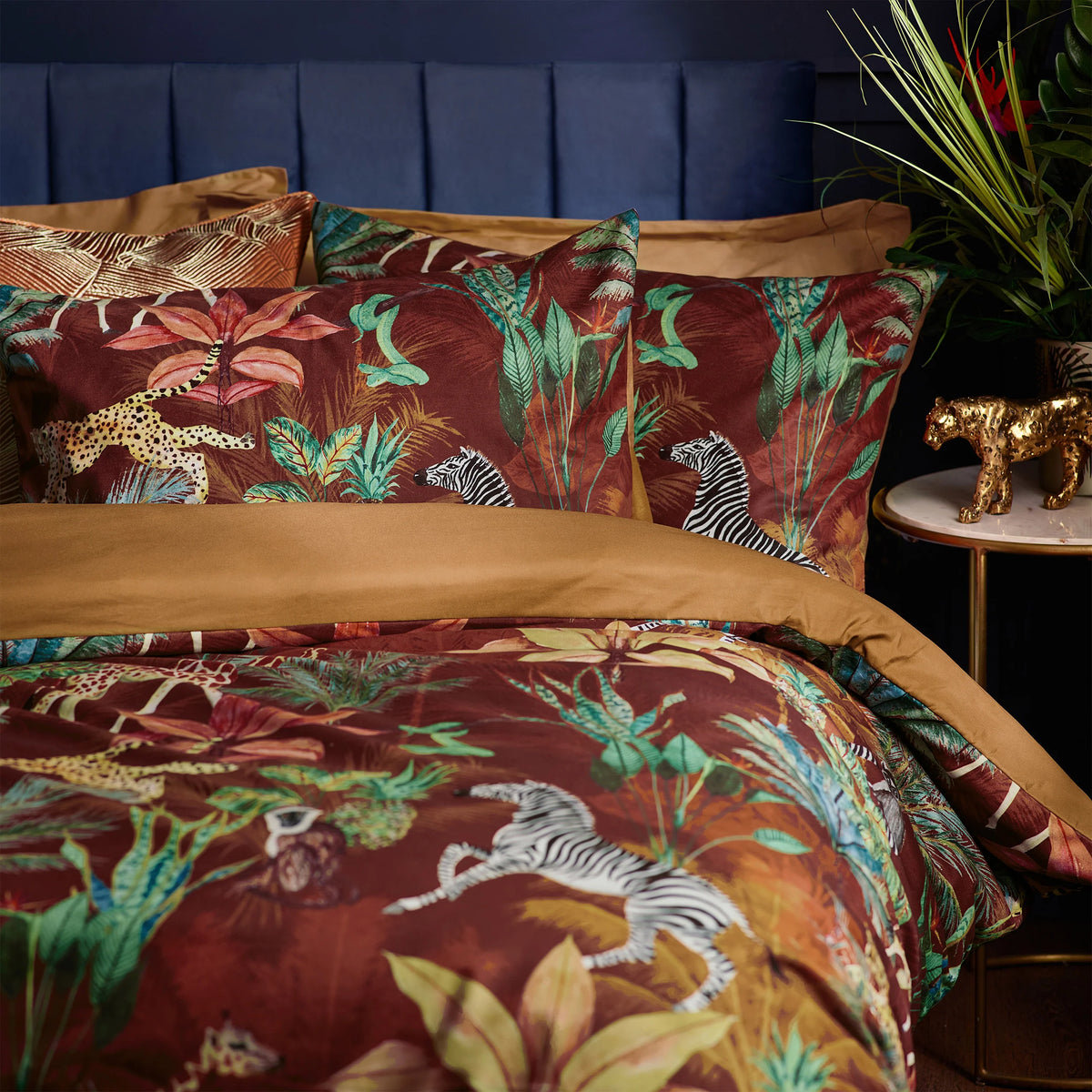 Aranya Exotic Animal Velvet Duvet Cover Set in Rust