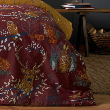 Forest Fauna Reversible Duvet Cover Set in Rust