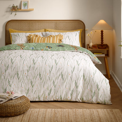 Meadow Flora Reversible Duvet Cover Set in Green