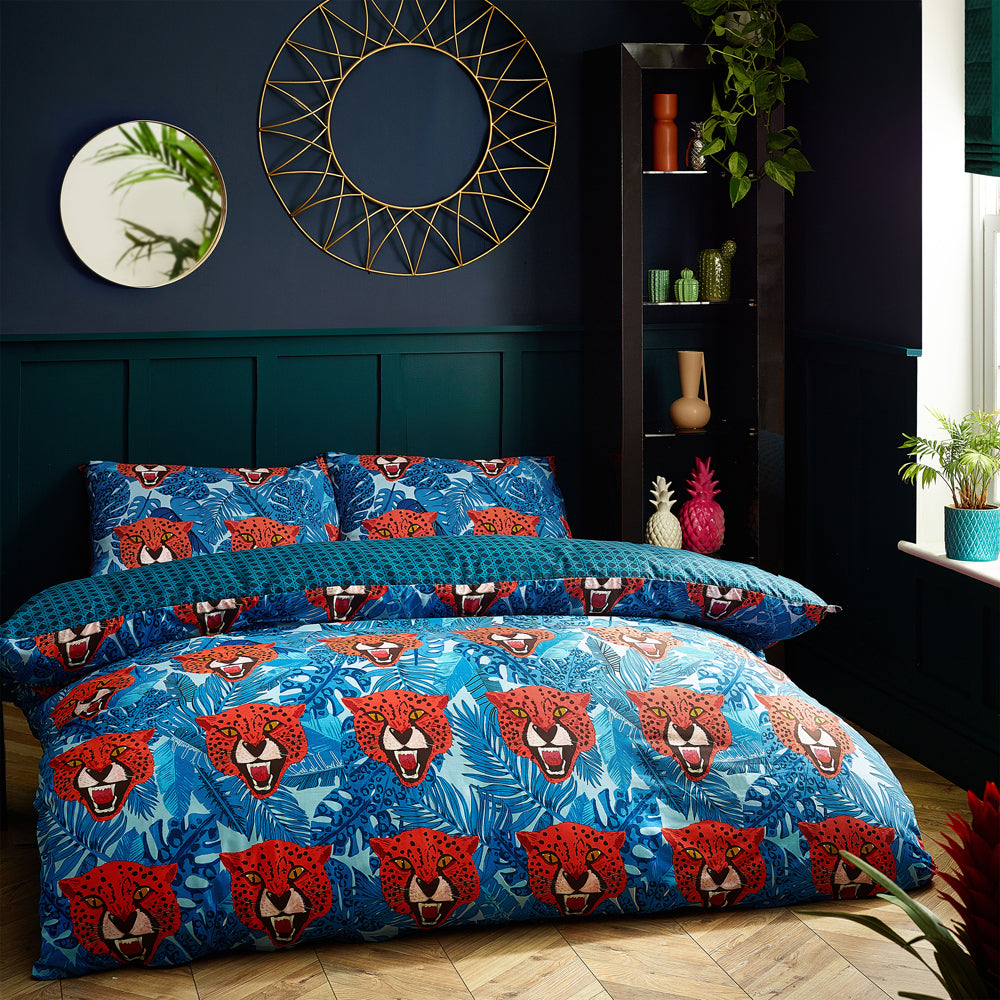 Untamed Cheetah Reversible Duvet Cover Set in Blue