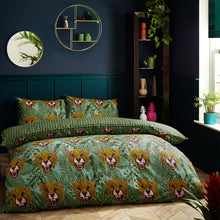 Untamed Cheetah Reversible Duvet Cover Set in Green