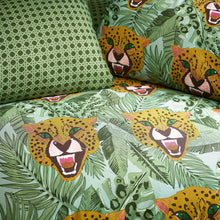 Untamed Cheetah Reversible Duvet Cover Set in Green