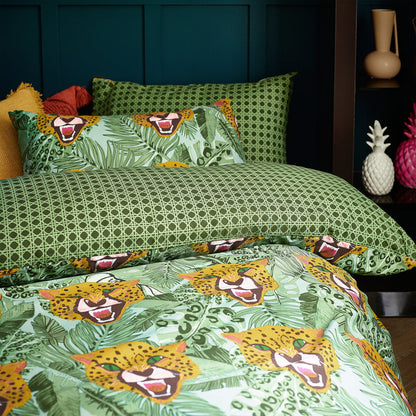 Untamed Cheetah Reversible Duvet Cover Set in Green