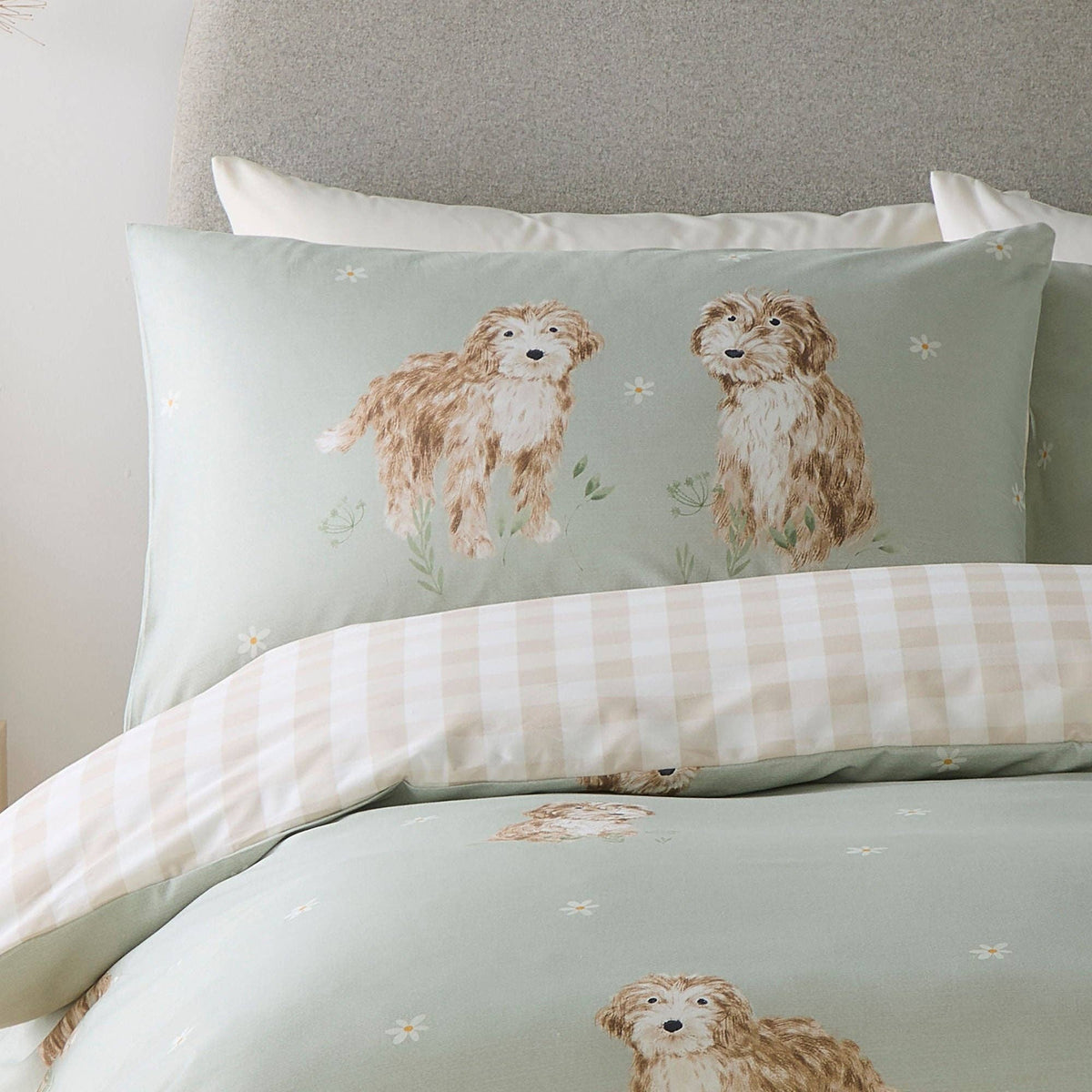 Hattie the Cockapoo Reversible Duvet Cover Set in Green