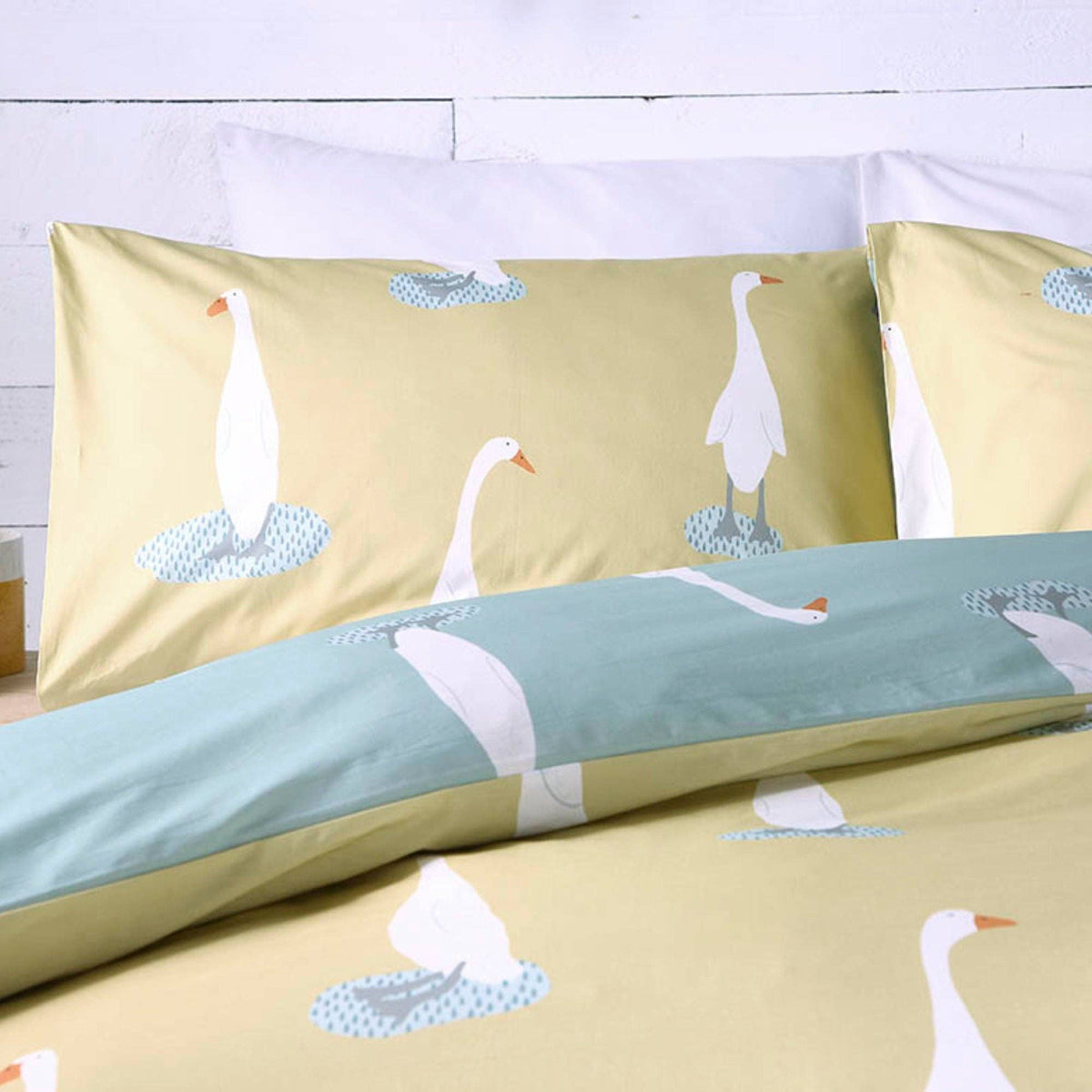 Puddles the Duck Reversible Duvet Cover Set in Yellow