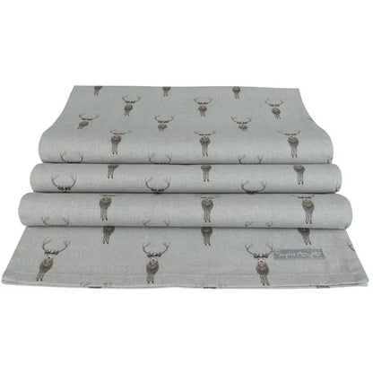 Highland Stag Cotton Table Runner 280 x 35 cm from Sophie Allport